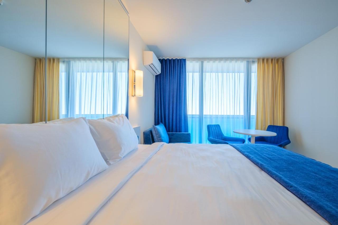Orbi City Hotel Official D Block Batumi Exterior photo